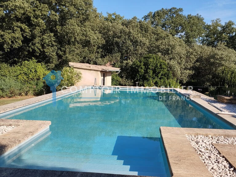 Villa Vers-Pont-du-Gard - 4 bedrooms - 173m²