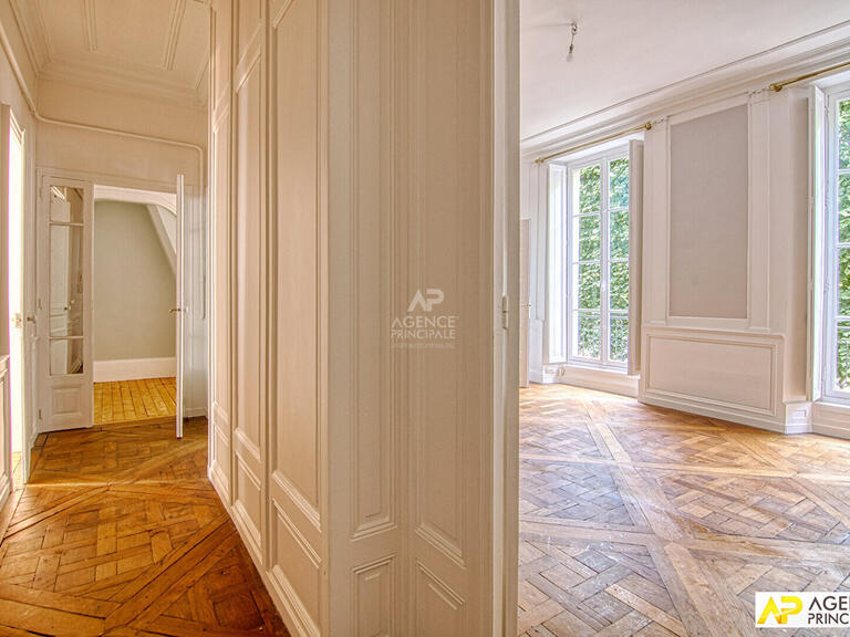 Appartement Versailles - 2 chambres - 109m²