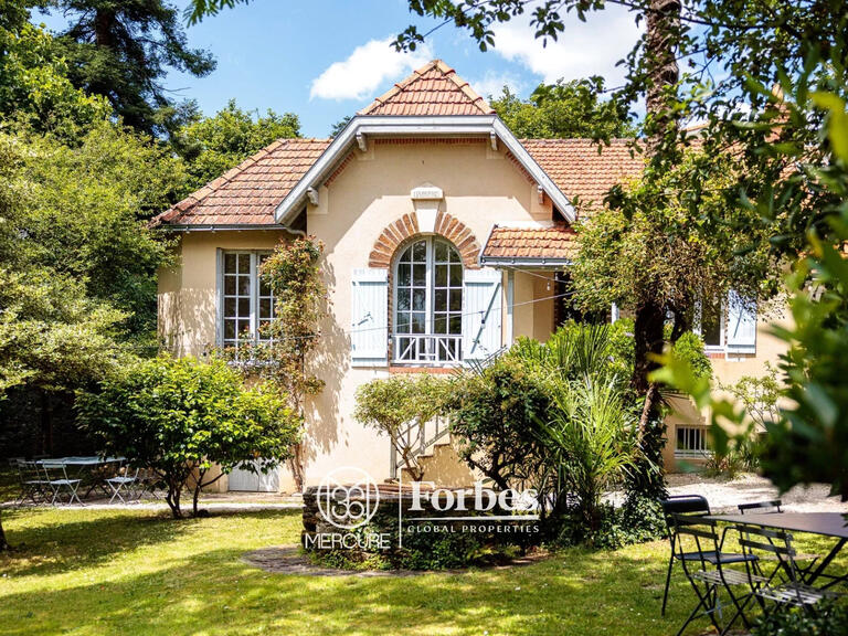 Maison Vertou - 5 chambres - 262m²