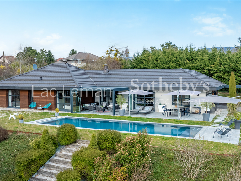 House Vétraz-Monthoux - 4 bedrooms - 166m²