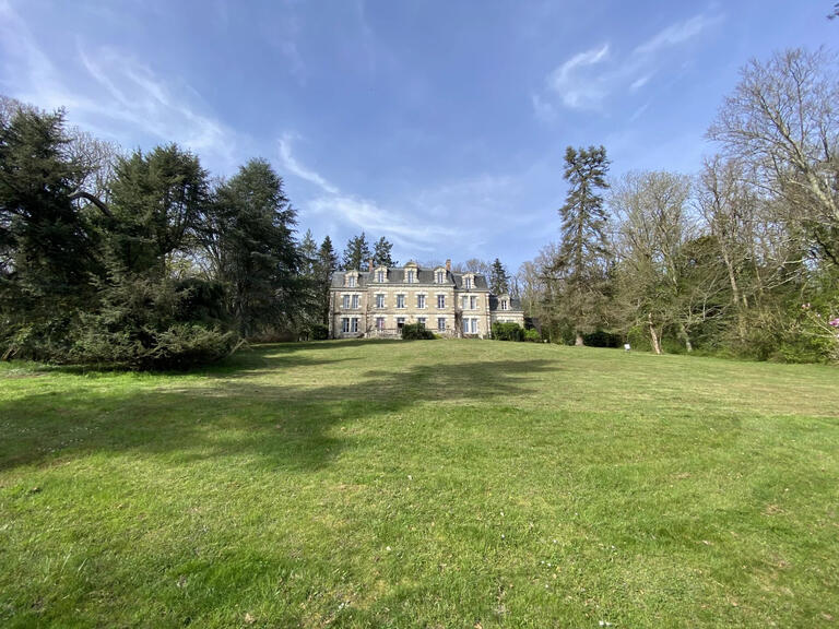 Château Veuves - 16 chambres - 558m²