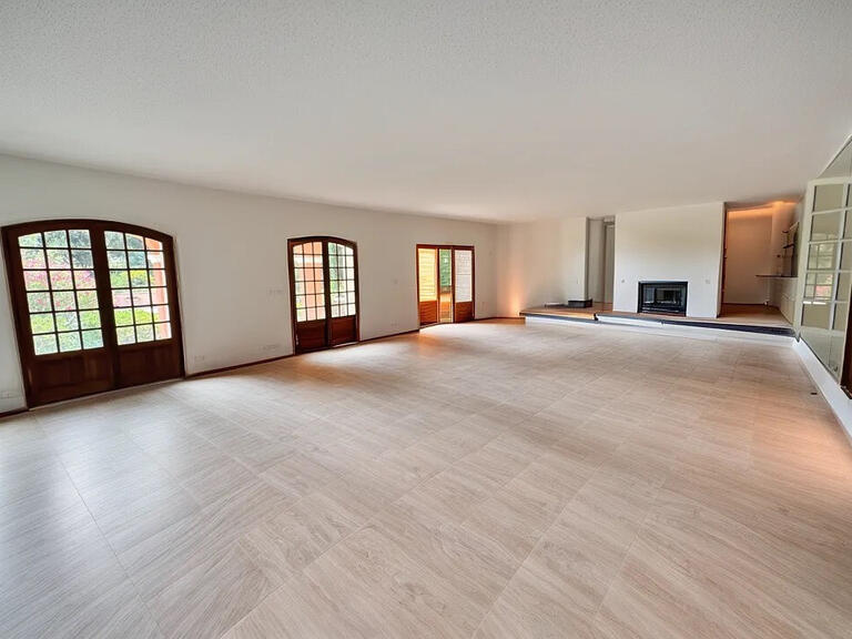 Maison Vidauban - 7 chambres - 340m²