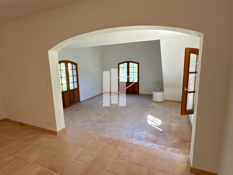 Maison Vidauban - 3 chambres - 150m²