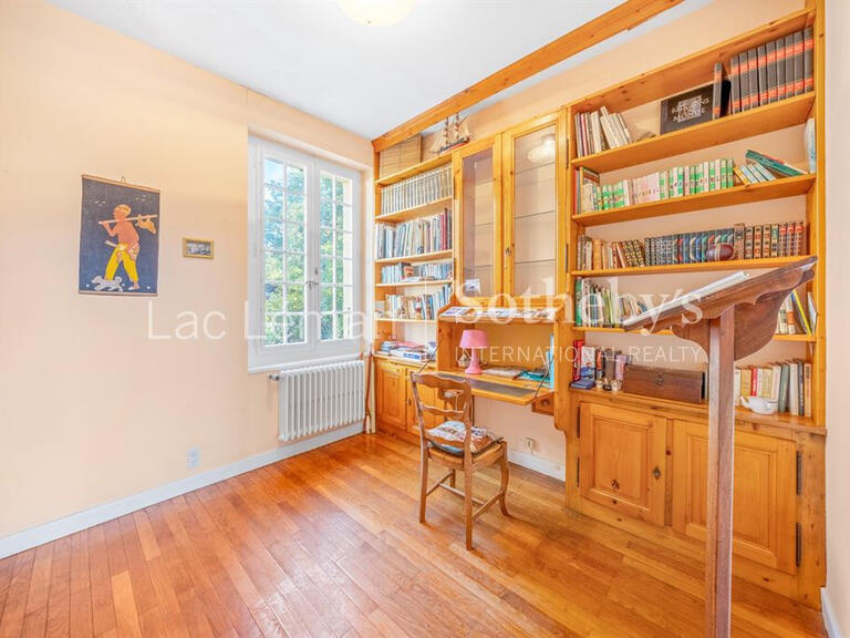 Maison Ville-la-Grand - 5 chambres - 200m²