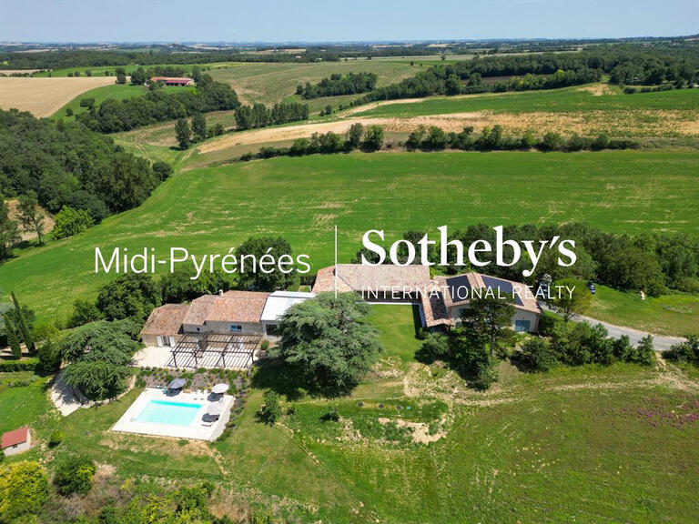 Mill Villefranche-de-Lauragais - 7 bedrooms - 640m²