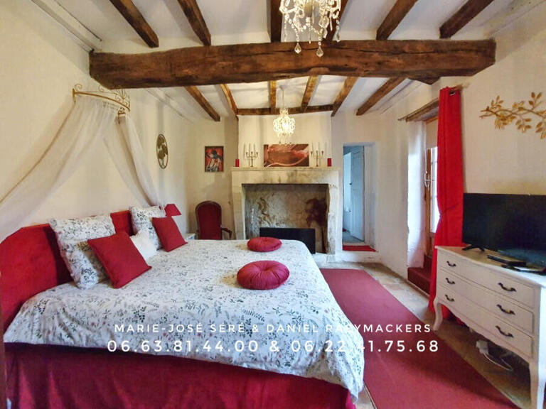 Property Villefranche-de-Lonchat - 14 bedrooms