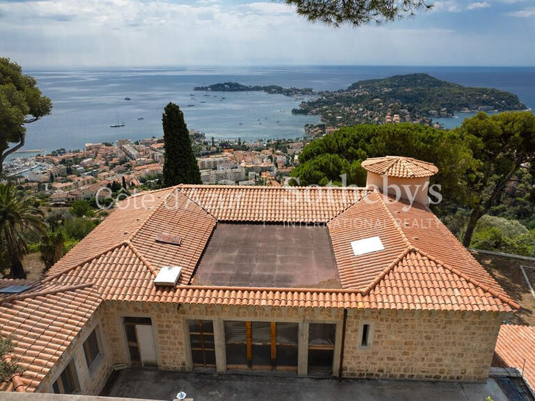 Maison Villefranche-sur-Mer - 8 chambres - 683m²