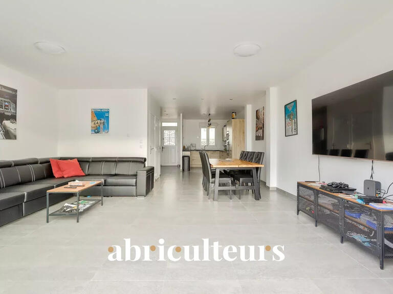 Maison Villejuif - 3 chambres - 273m²