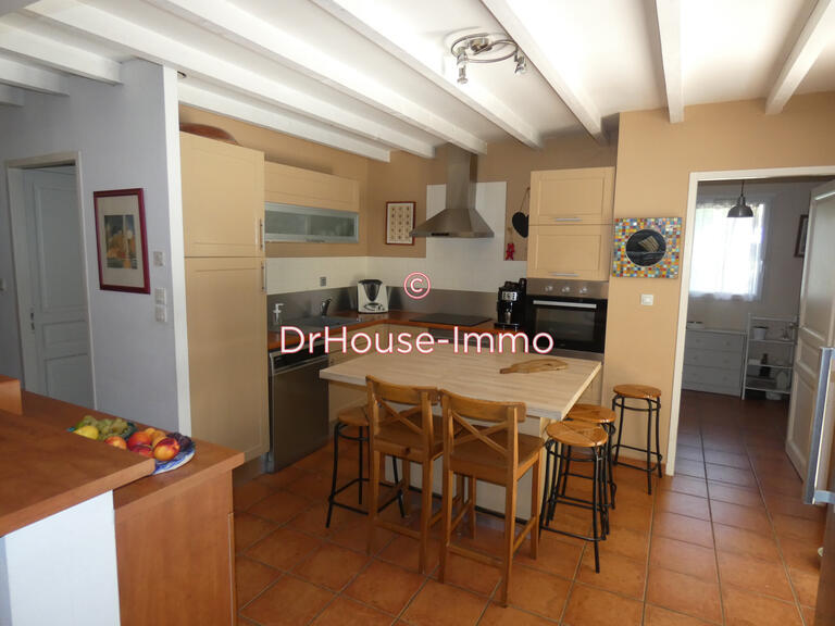 Villa Villemoustaussou - 5 chambres - 167m²