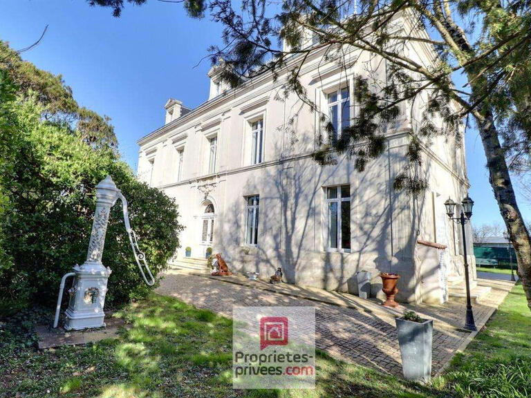 Property Villeneuve-la-Comtesse - 4 bedrooms