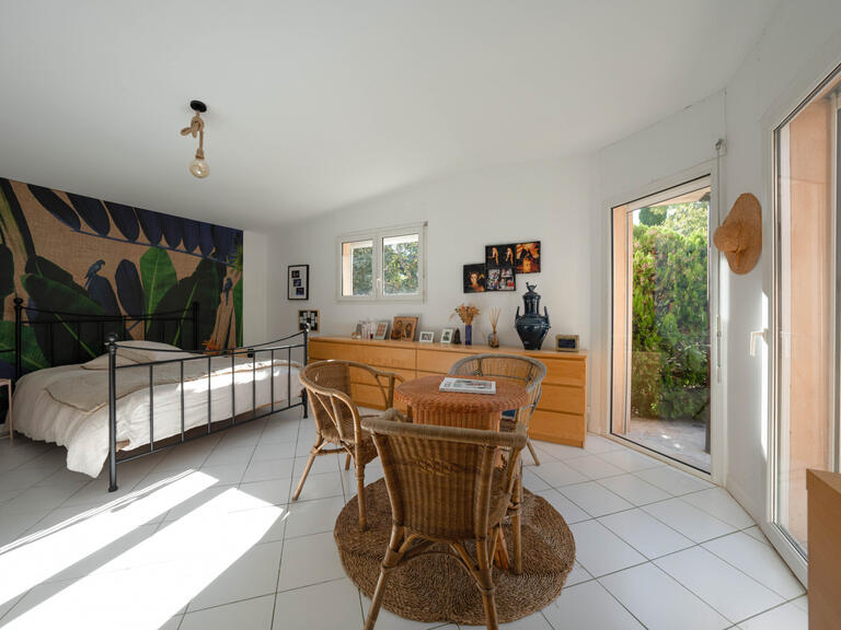 Maison Villeneuve-lès-Avignon - 3 chambres - 226m²