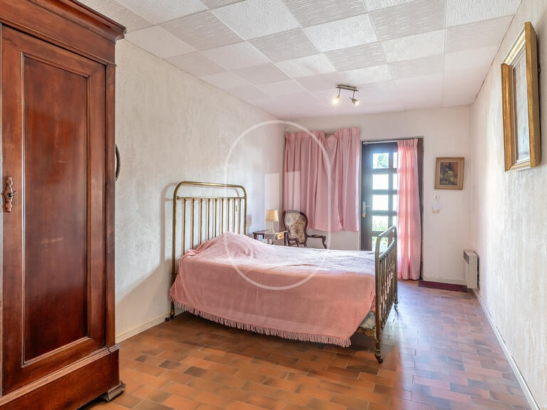 Vente Propriété Villeneuve-lès-Avignon - 9 chambres