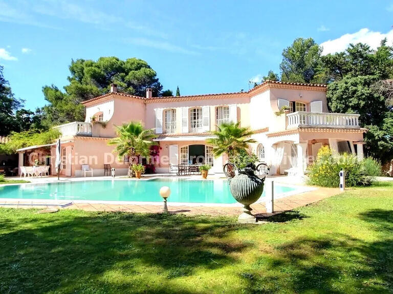 Vente Propriété Villeneuve-lès-Avignon - 4 chambres