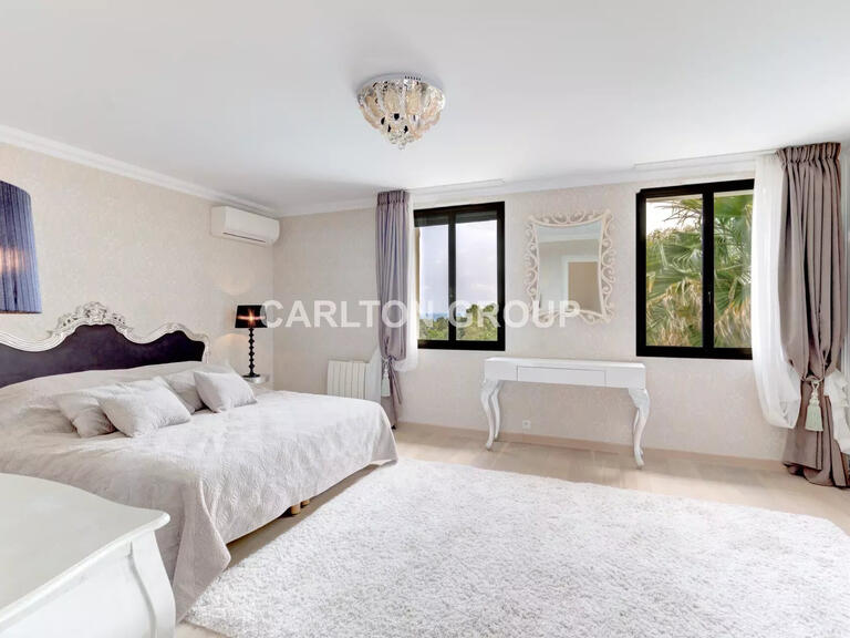 Vente Villa avec Vue mer Villeneuve-Loubet - 4 chambres