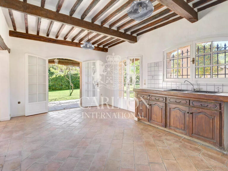 Villa Villeneuve-Loubet - 5 chambres - 209m²