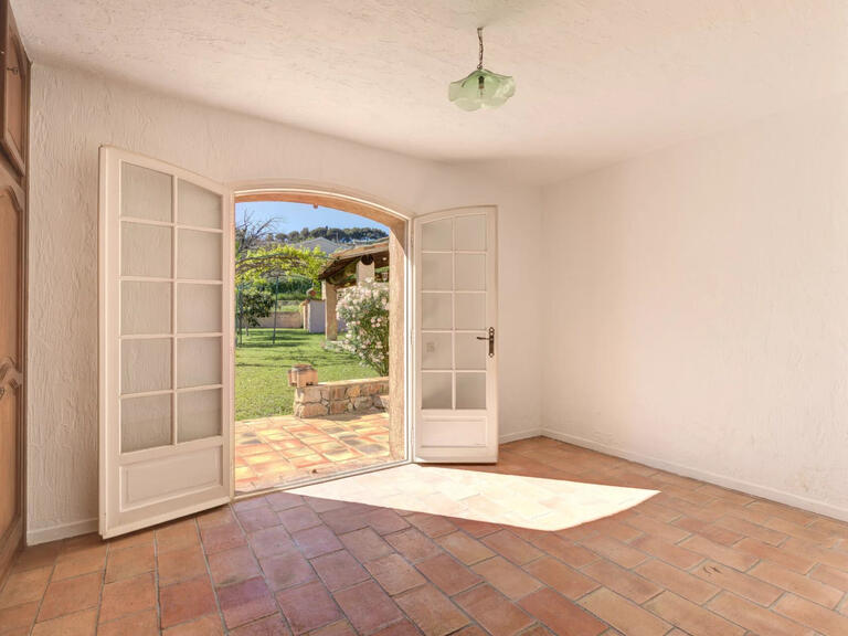 Villa Villeneuve-Loubet - 5 chambres - 209m²