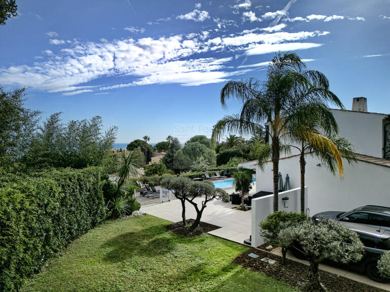 Villa Villeneuve-Loubet - 3 chambres - 266m²