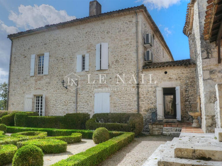 Château Villeneuve-sur-Lot - 5 chambres - 370m²