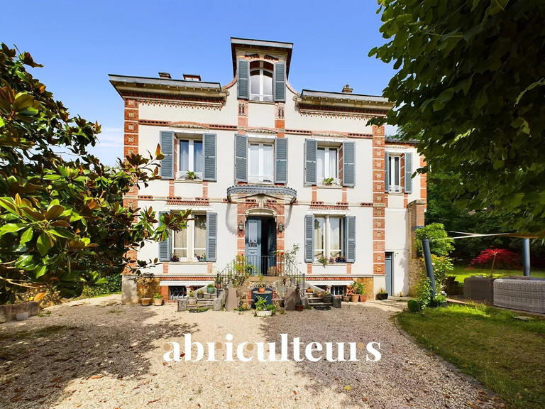 House Villeneuve-sur-Yonne - 5 bedrooms - 416m²